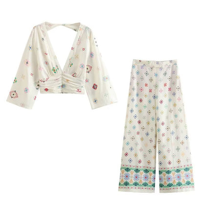 Beautifully Finished Garment in a Timeless Design