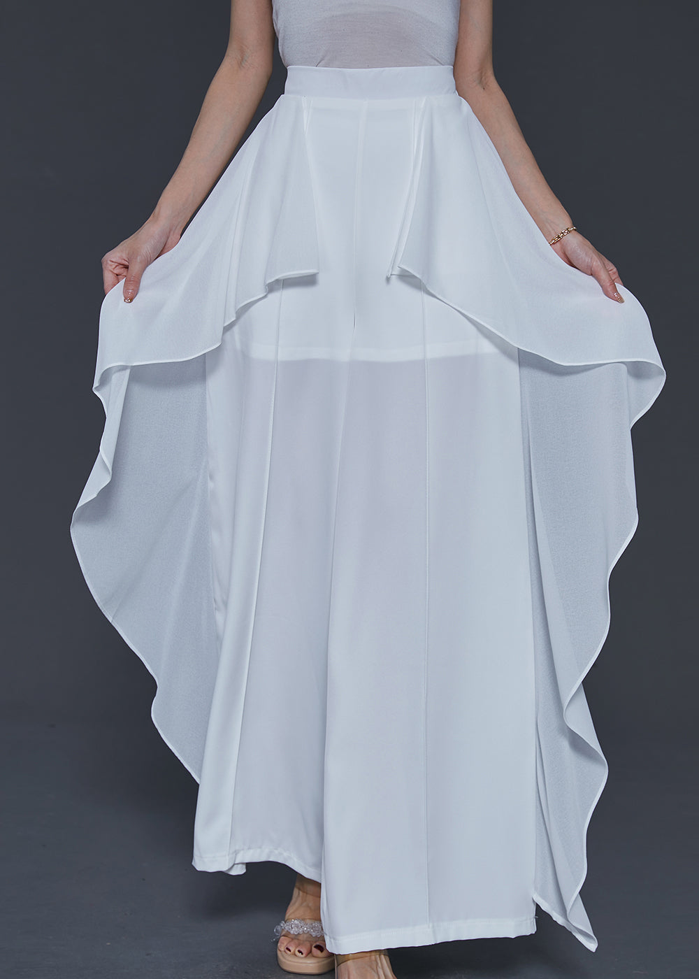 Gracefully Styled Pants for Any Occasion