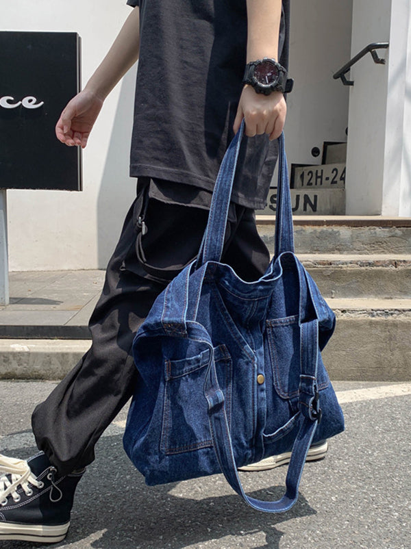 Gracefully Styled Bag for Any Occasion