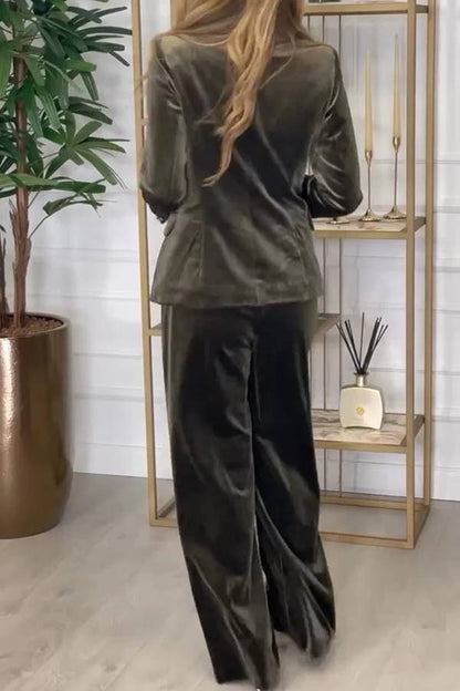 A Vintage Style Pants with Delicate Timeless Details