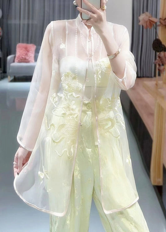 A Vintage Style Shirt with Delicate Timeless Details