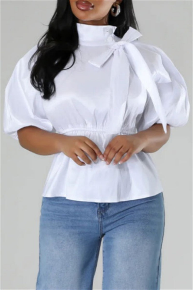 Well Tailored Top with a Graceful Silhouette