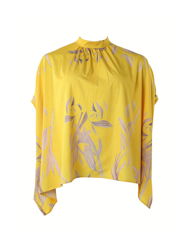 Elegantly Styled Blouse for Everyday Wear