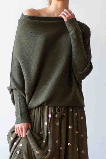 Effortlessly Elegant Top with a Timeless Design