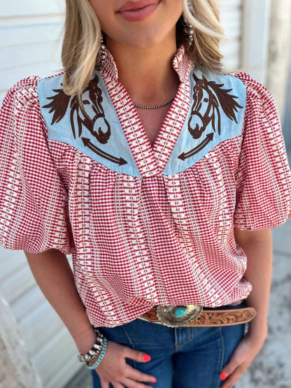 Classic Vintage Blouse with a Flattering Fit