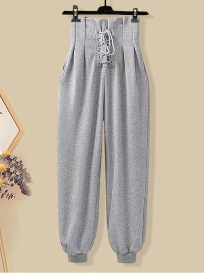Classic Vintage Pants with a Flattering Fit