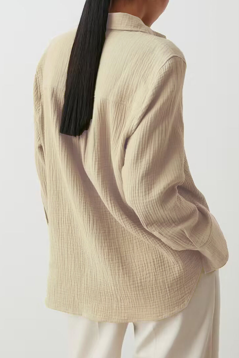 Beautifully Finished Top in a Timeless Design