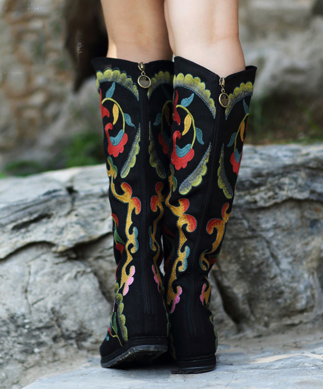 Polished Boots with an Effortless Classic Look