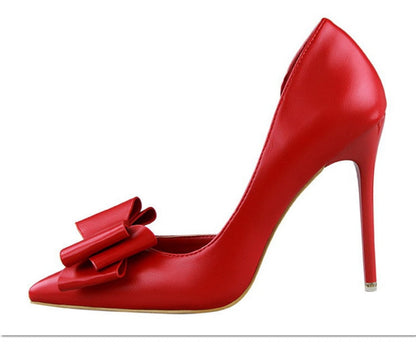 A Vintage Style Heels with Delicate Timeless Details