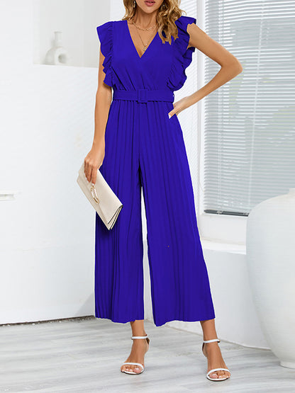 Sophisticated Garment with a Clean Classic Look