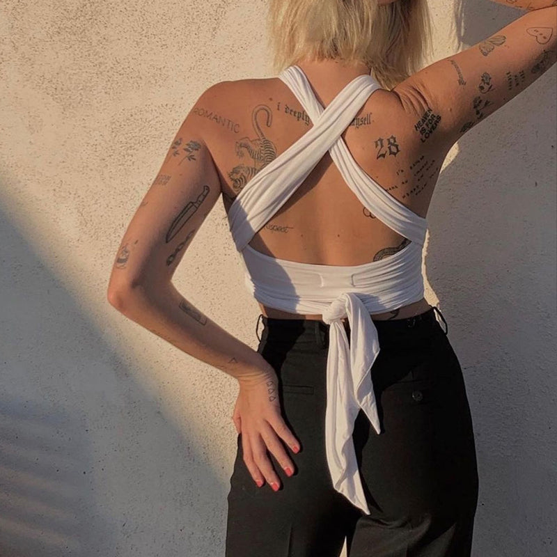 Well Tailored Top with a Graceful Silhouette