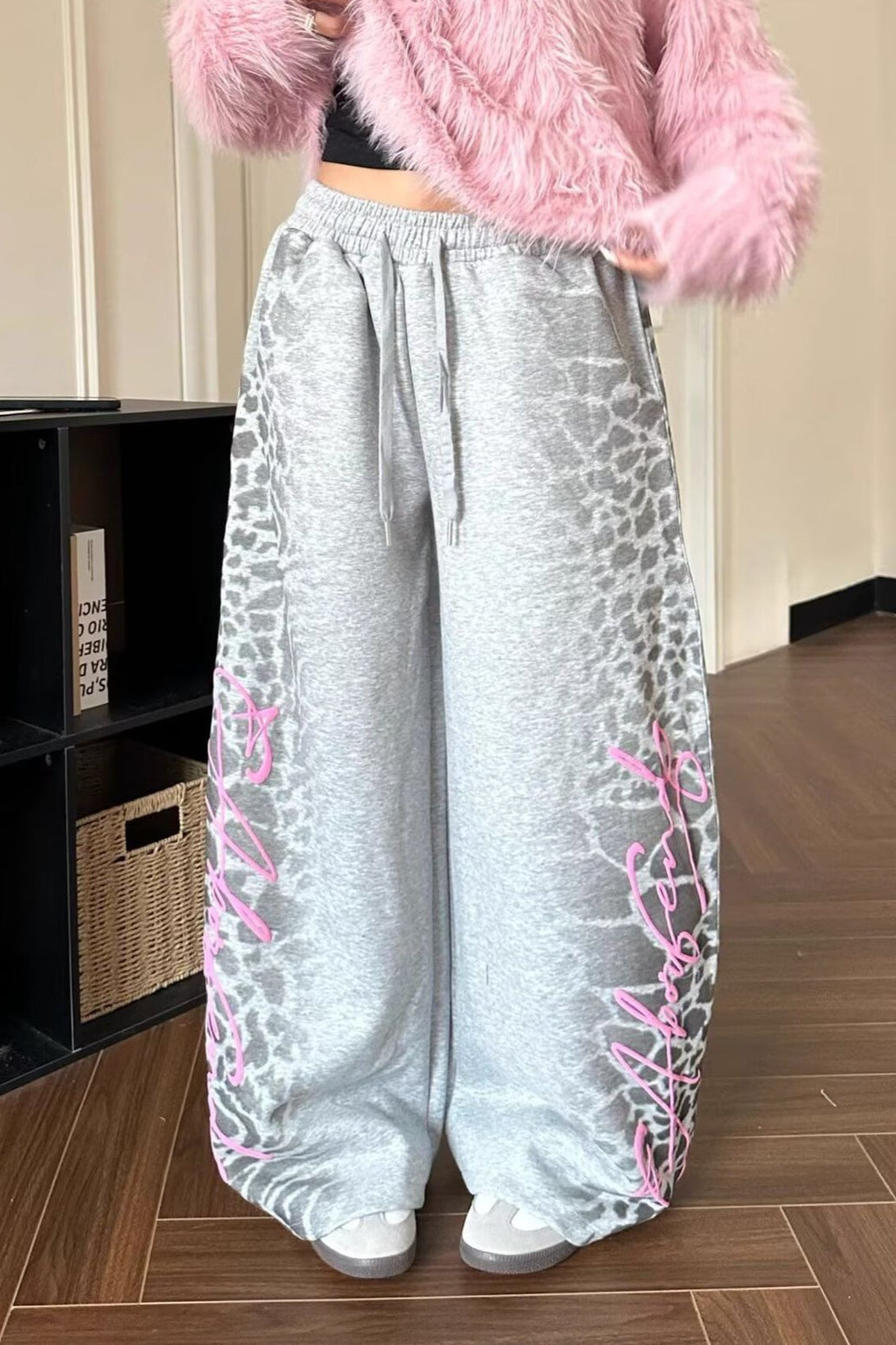 Sophisticated Pants with a Clean Classic Look