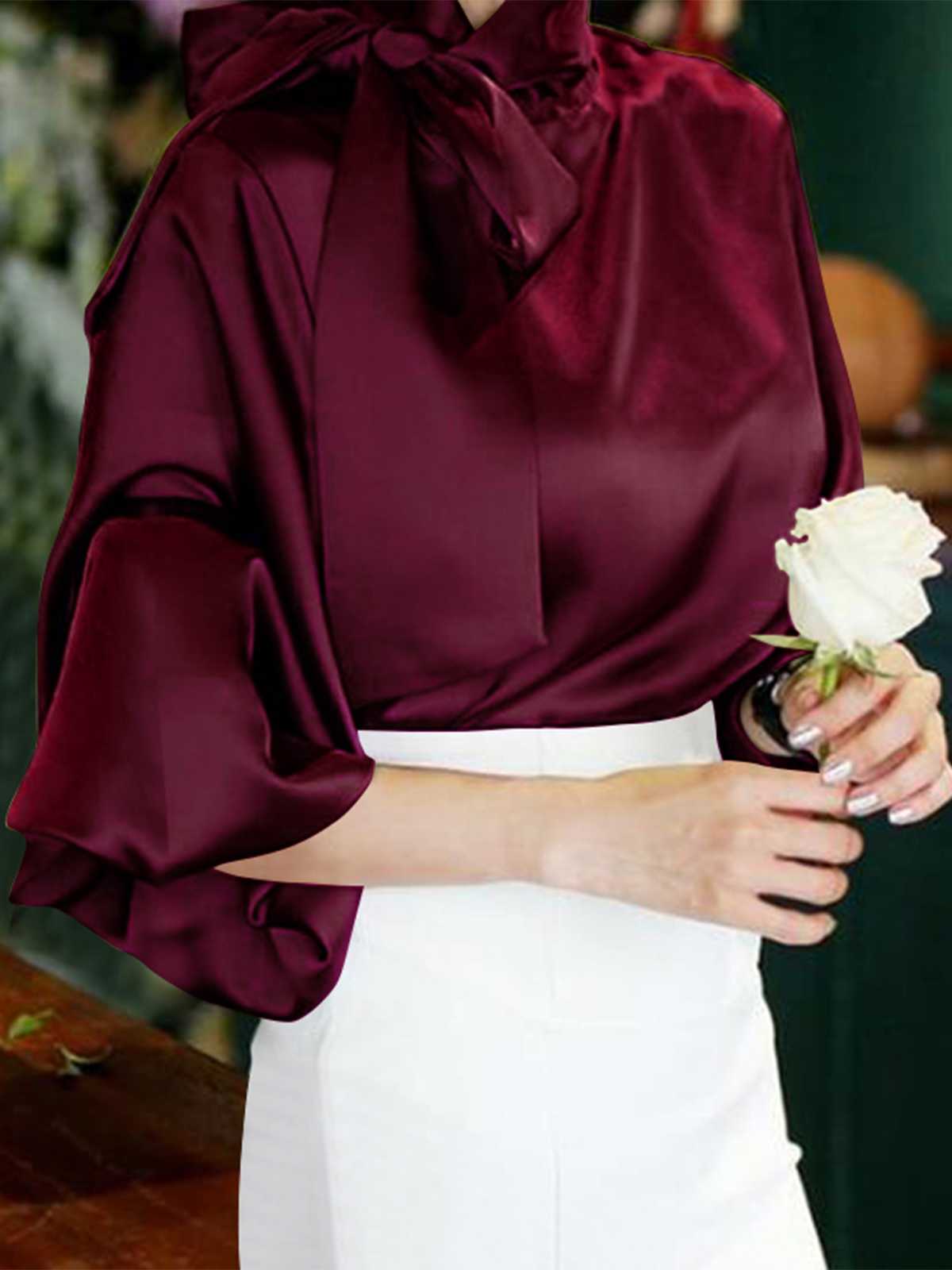 Effortlessly Elegant Blouse with a Timeless Design