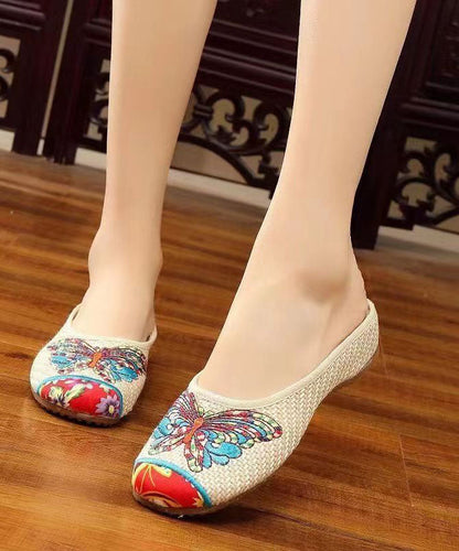 Effortlessly Elegant Sandals with a Timeless Design