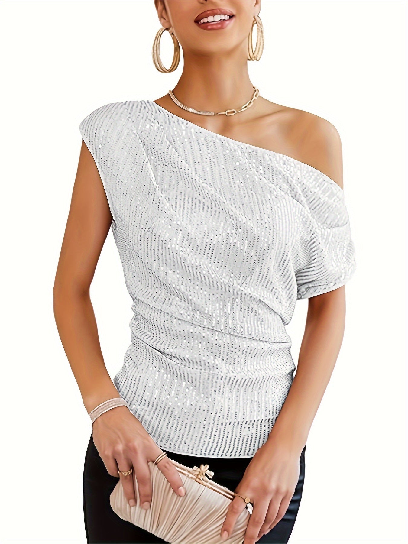 Elegantly Styled T-Shirt for Everyday Wear