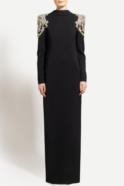 Gracefully Styled Dress for Any Occasion