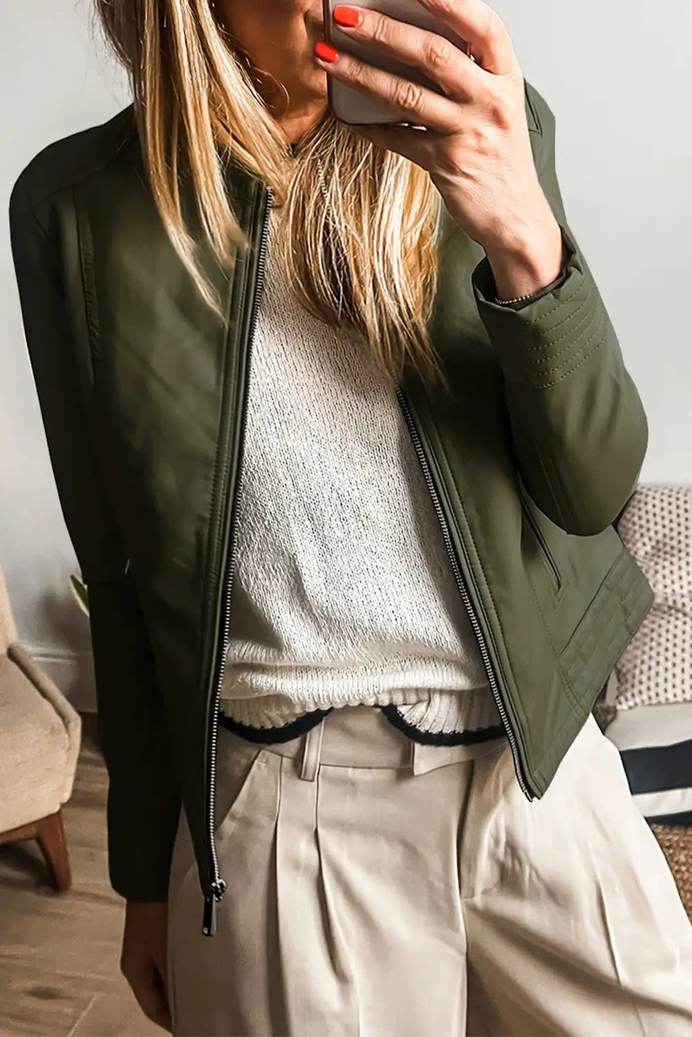 Beautifully Crafted Jacket in a Classic Style