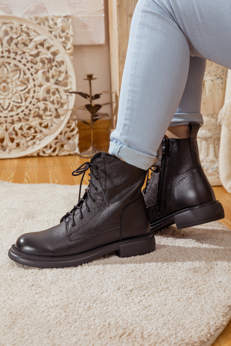 Classic Vintage & Enduringly Stylish Boots