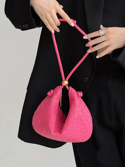 Beautifully Finished Bag in a Timeless Design