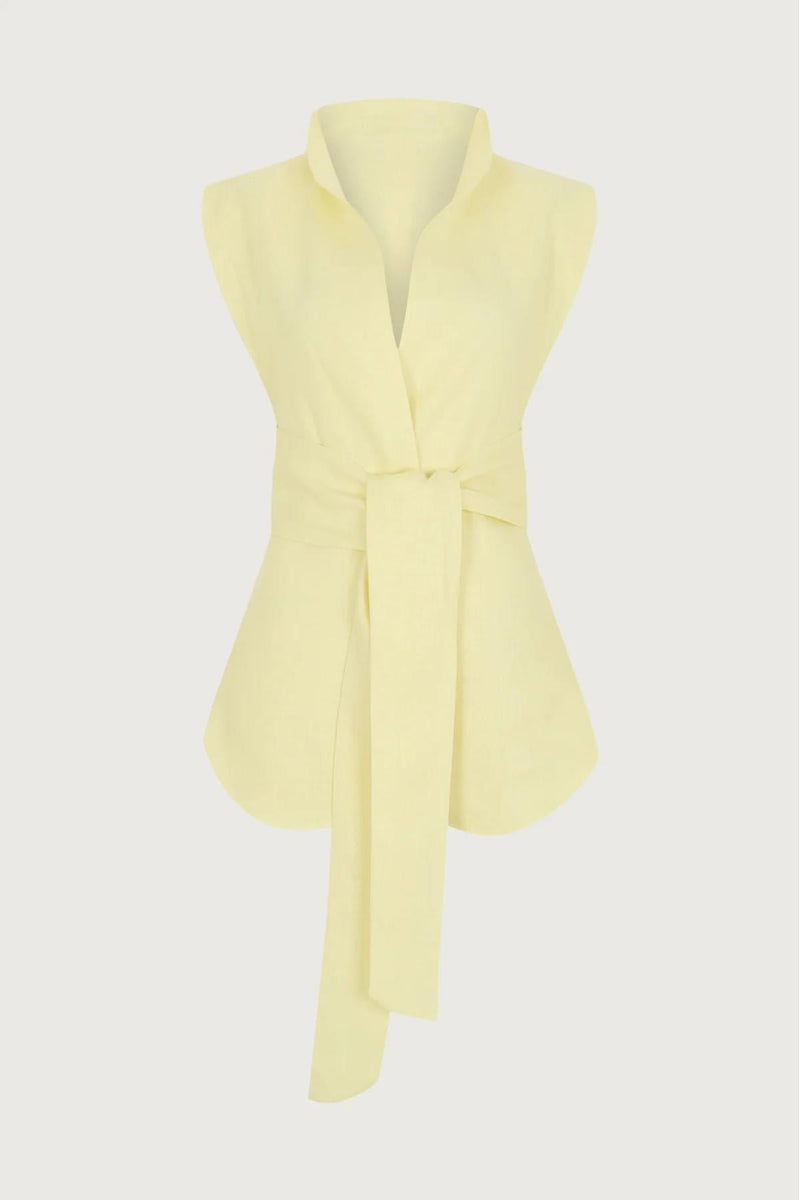 Well Tailored Garment with a Graceful Silhouette
