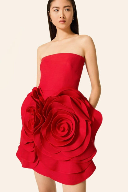 Effortlessly Elegant Dress with a Timeless Design