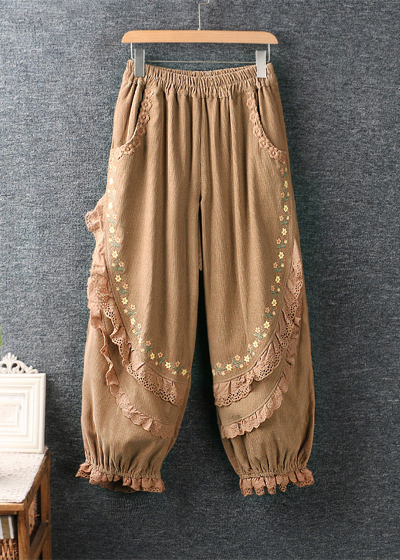 Classic Vintage Pants with a Flattering Fit