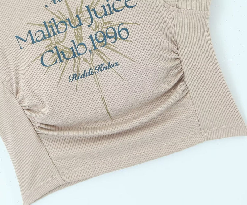 Sophisticated Garment with a Clean Classic Look