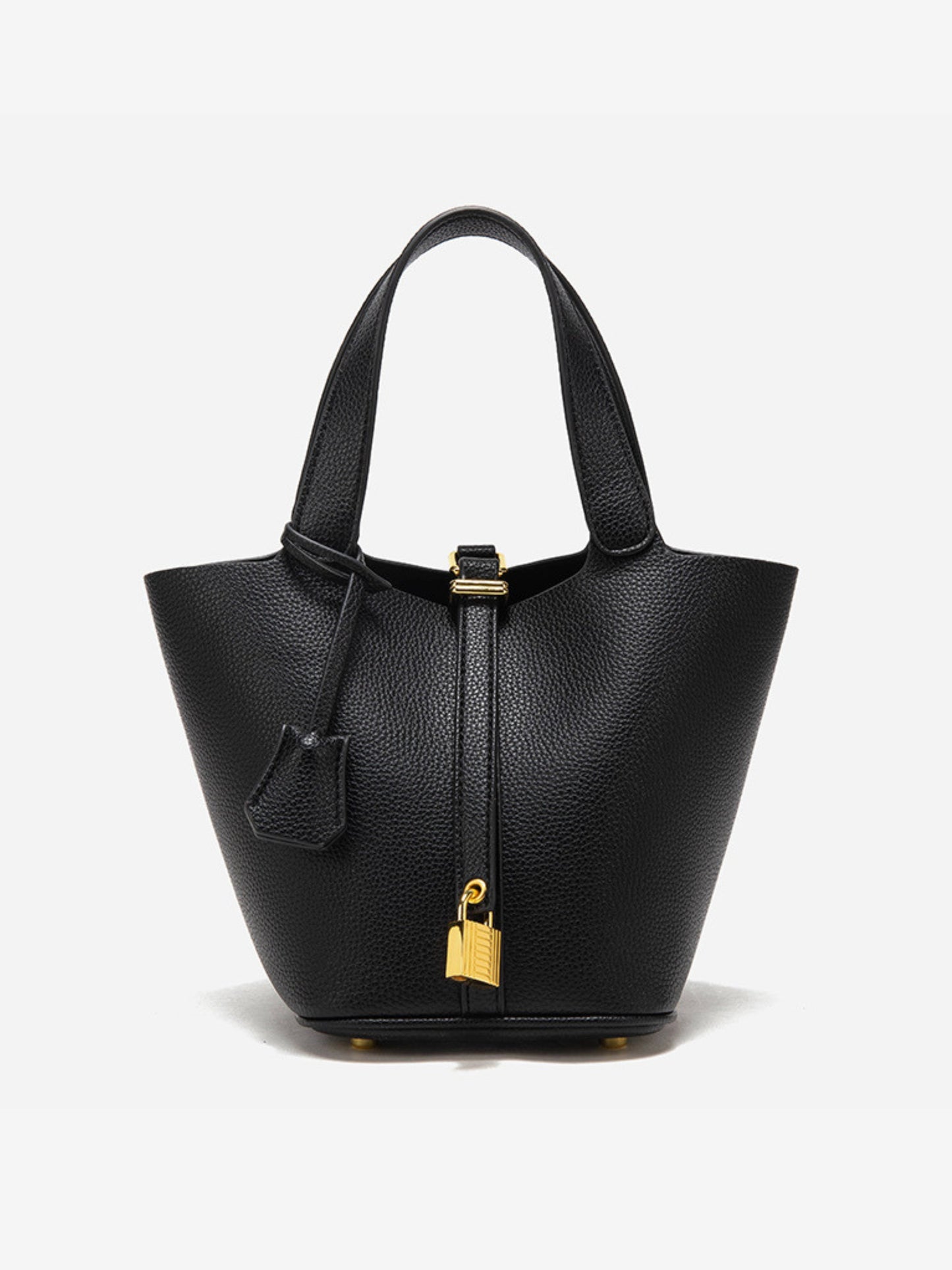 Well Tailored Bag with a Graceful Silhouette