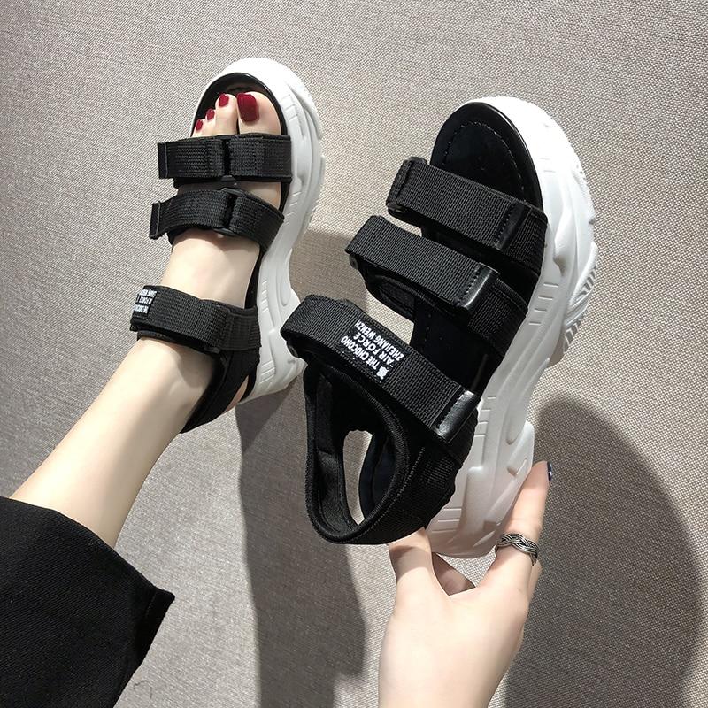 Elegantly Styled Sandals for Everyday Wear
