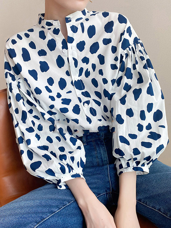 Beautifully Finished Blouse in a Timeless Design
