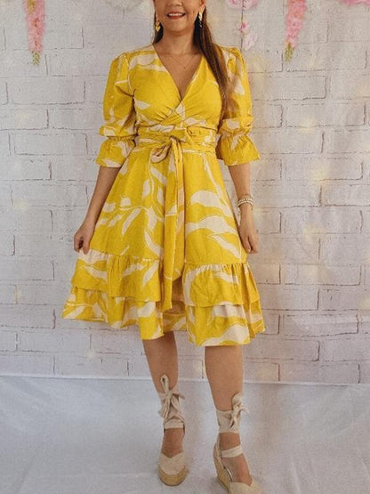 Classic Vintage Dress with a Flattering Fit