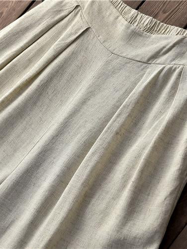 Classic Vintage Pants with a Flattering Fit
