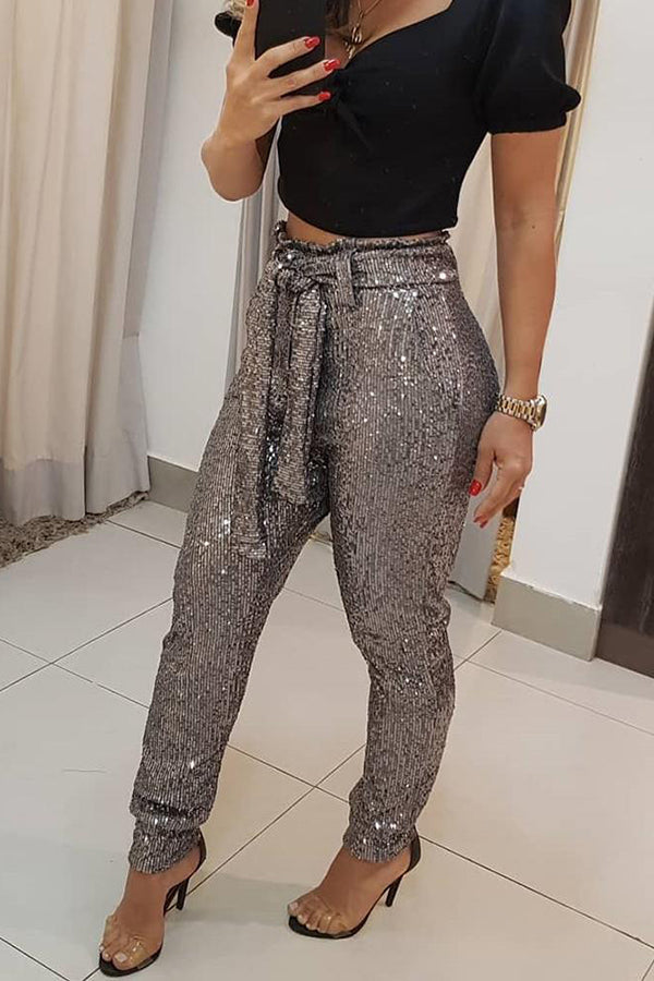 Well Tailored Pants with a Graceful Silhouette