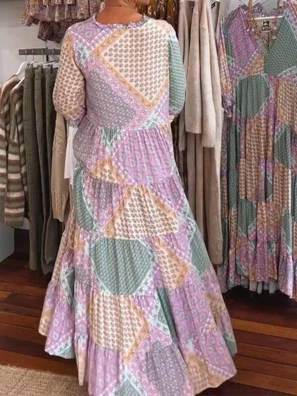 Classic Vintage Dress with a Flattering Fit