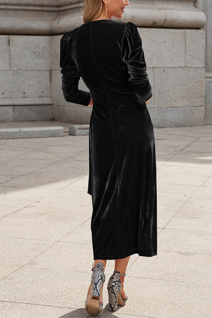 Classic Vintage & Enduringly Stylish Dress
