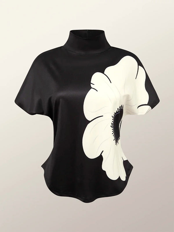 Classic Vintage T-Shirt with a Flattering Fit