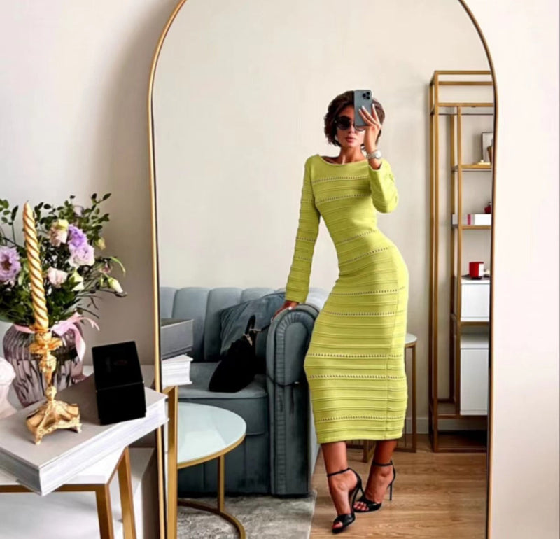 Sophisticated Dress with a Clean Classic Look