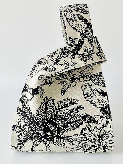 Polished Bag with an Effortless Classic Look
