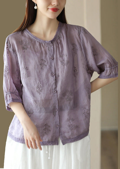 Beautifully Finished Shirt in a Timeless Design