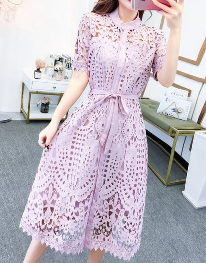 Classic Vintage Dress with a Flattering Fit