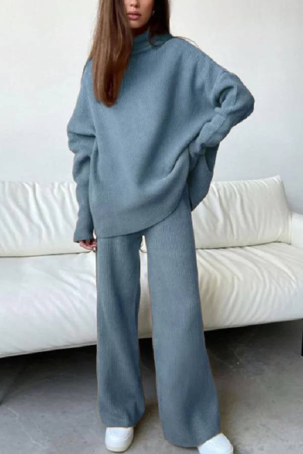 Sophisticated Garment with a Clean Classic Look