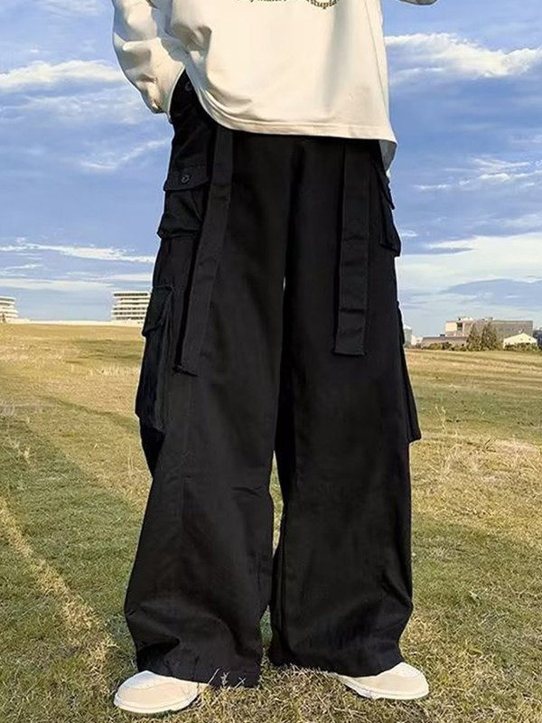 Well Tailored Pants with a Graceful Silhouette