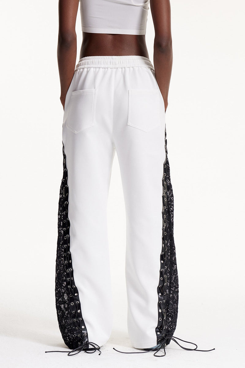 Well Tailored Pants with a Graceful Silhouette