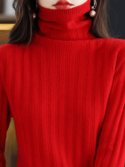 Classic Vintage Sweater with a Flattering Fit