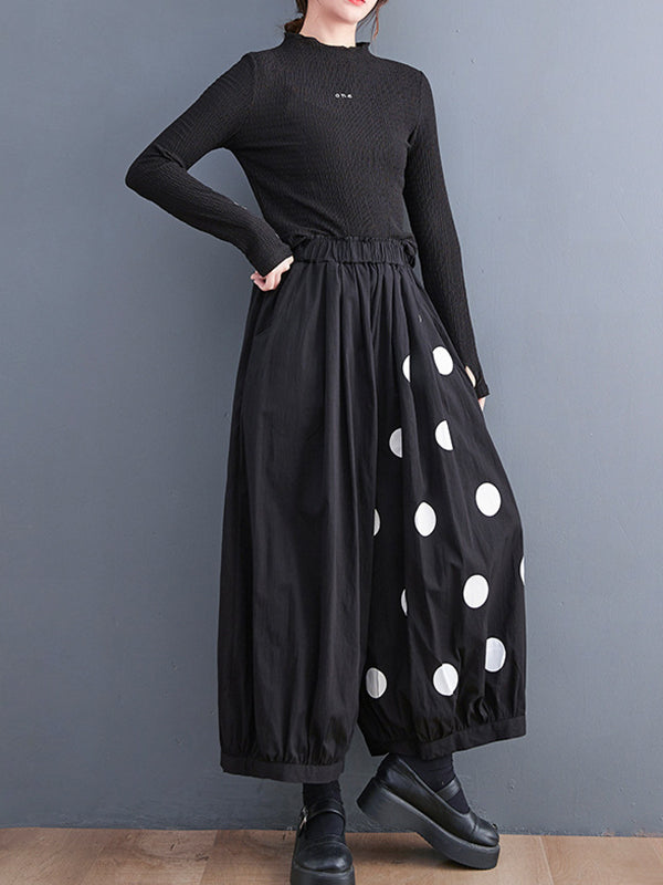 A Vintage Style Pants with Delicate Timeless Details