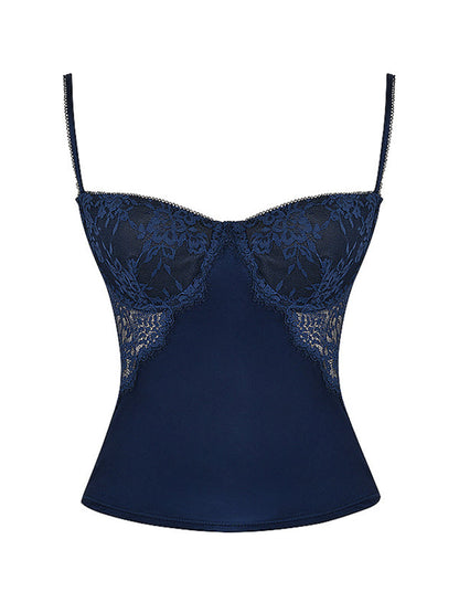 Effortlessly Elegant Top with a Timeless Design