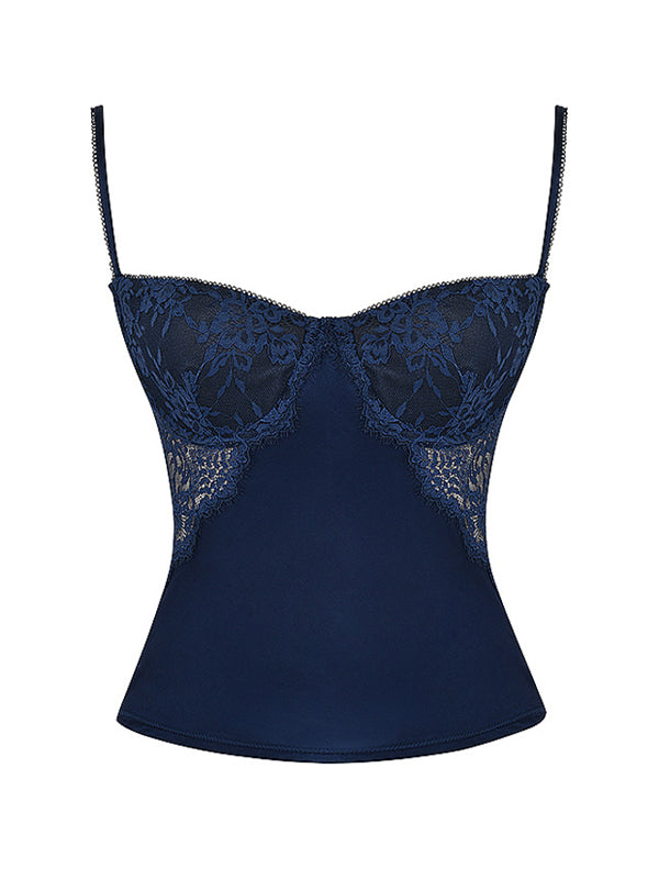 Effortlessly Elegant Top with a Timeless Design