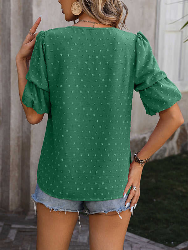 Elegantly Styled T-Shirt for Everyday Wear
