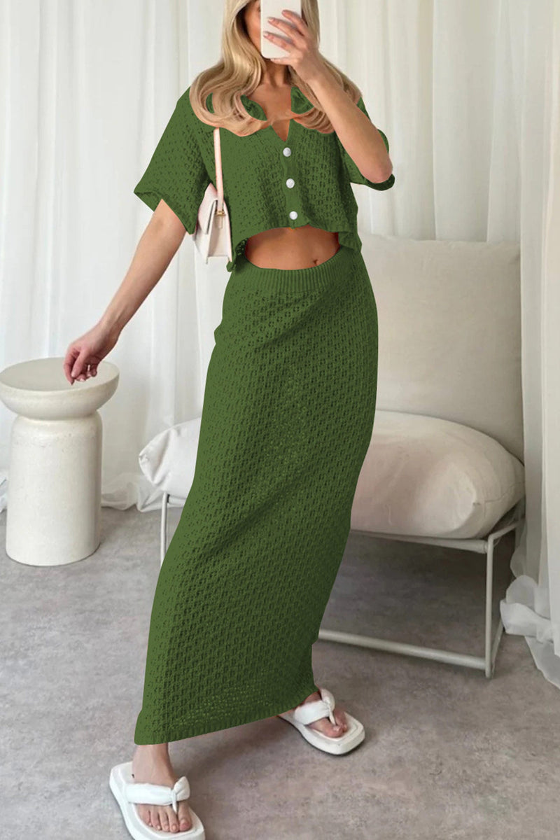 Beautifully Crafted Blouse in a Classic Style