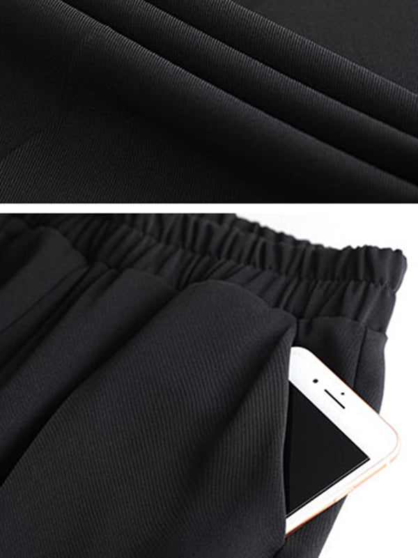 Effortlessly Elegant Trousers with a Timeless Design